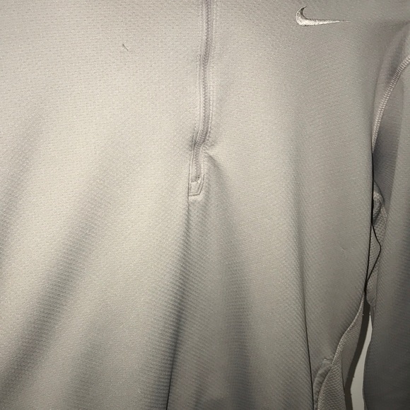 Nike pullover - Picture 2 of 4